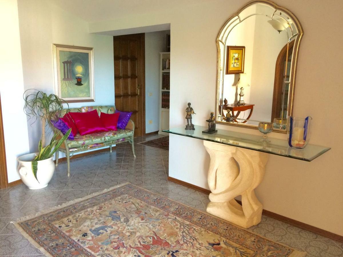 Tony Home Olbia Exterior foto