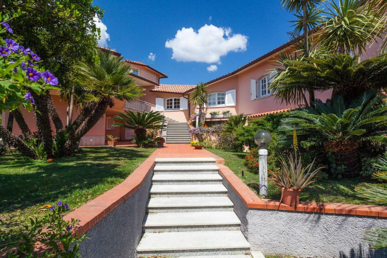 Tony Home Olbia Exterior foto